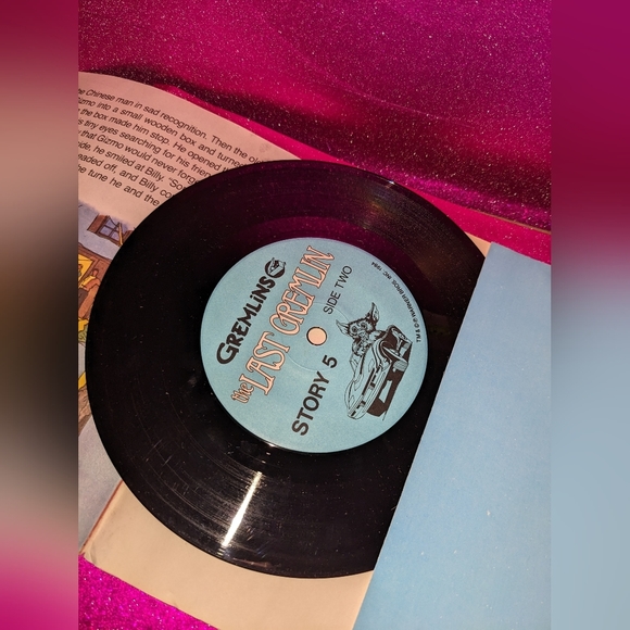 1984 Gremlins Story Books 1-3 and 5 with Record, No Scratches on record - Picture 15 of 16